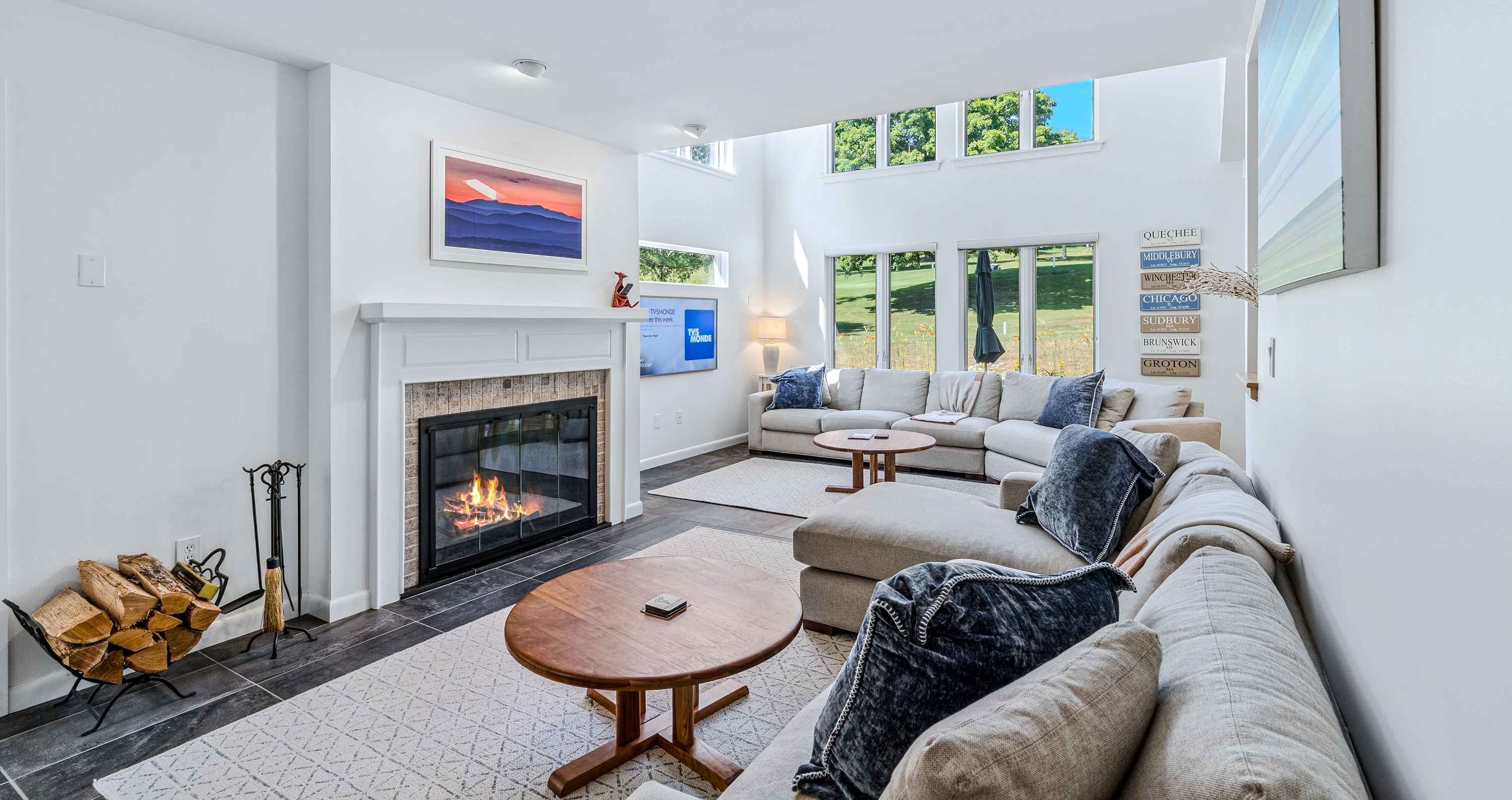 Patio Condo Overlooking Highland Golf, Coach Road