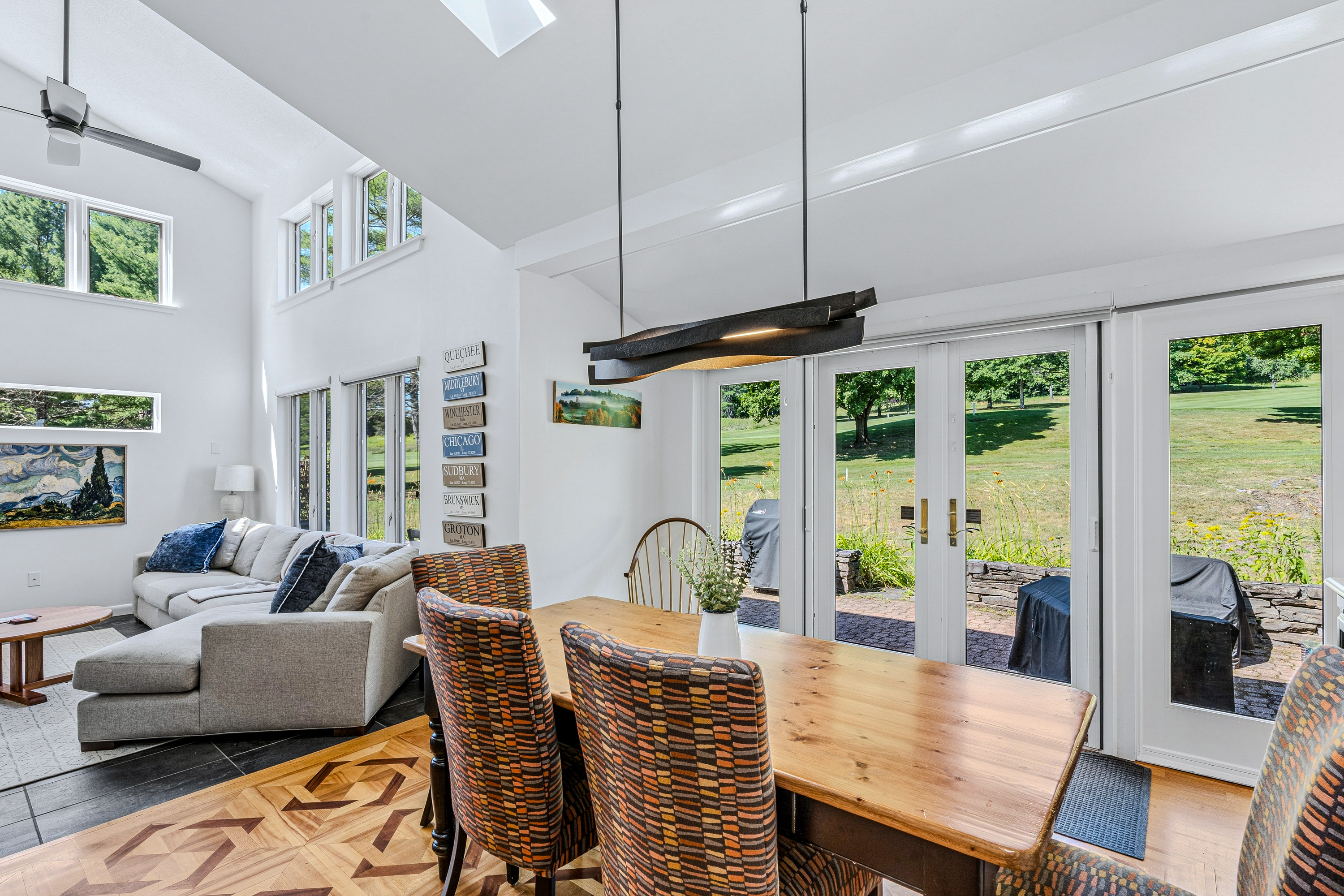 Patio Condo Overlooking Highland Golf, Coach Road